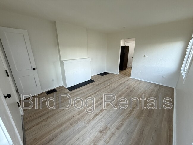 Photo - 710-712 Frebis Avenue - 712