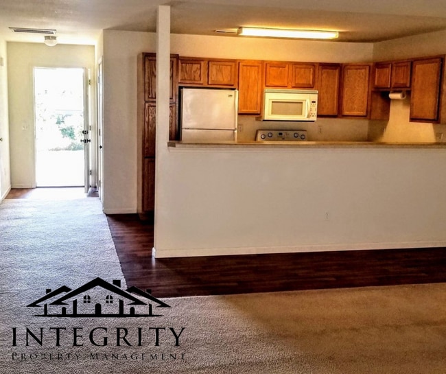 Photo - 21067 Harbor Ln Unit B