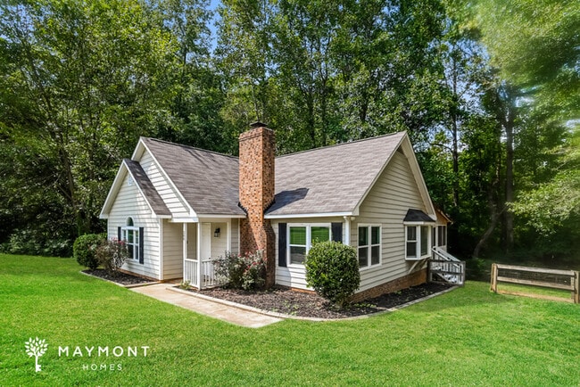 Photo - 300 Brookside Dr