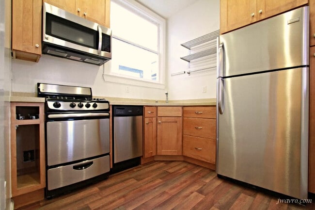 Photo - 2426 Mission St Condo Unit 1