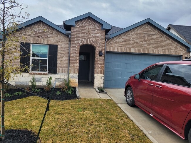 Photo - 4947 Oakwood Dr