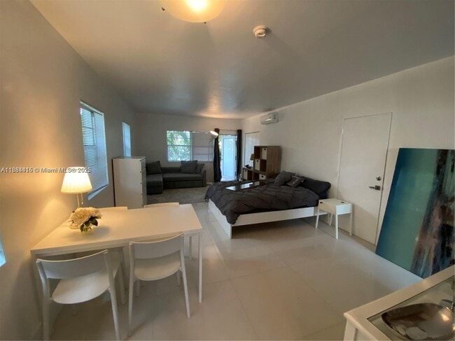 Photo - 1604 Drexel Ave Unit 201