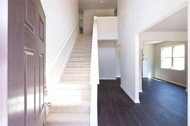 Photo - 1494 Townsend Ct