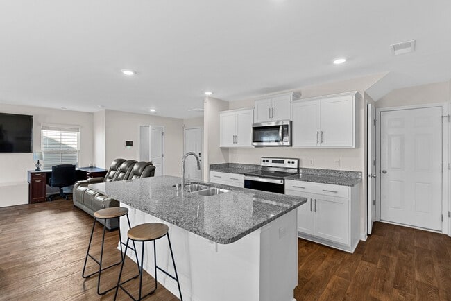 Photo - 2097 Elmridge Rd