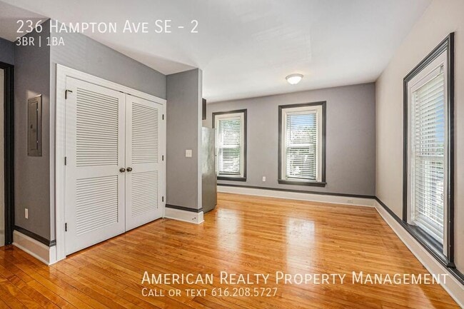 Photo - 236 Hampton Ave SE Unidad 2