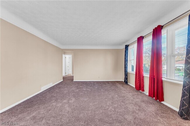 Photo - 9716 Alexander Rd