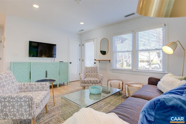 Photo - 620 Belmont Ave