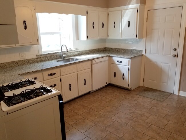 Photo - 49 Hillside Ave Unit 1