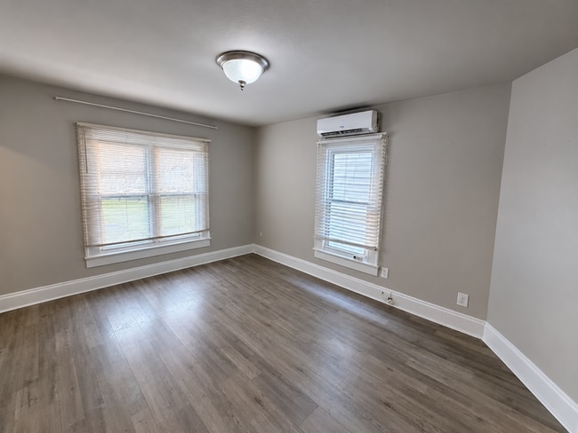 Photo - 1009 Jackson Ave