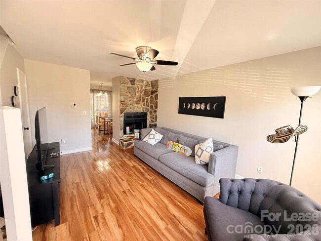 Photo - 8212 Circle Tree Ln