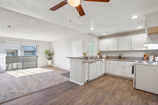 Photo - Aspire Rialto Apartments