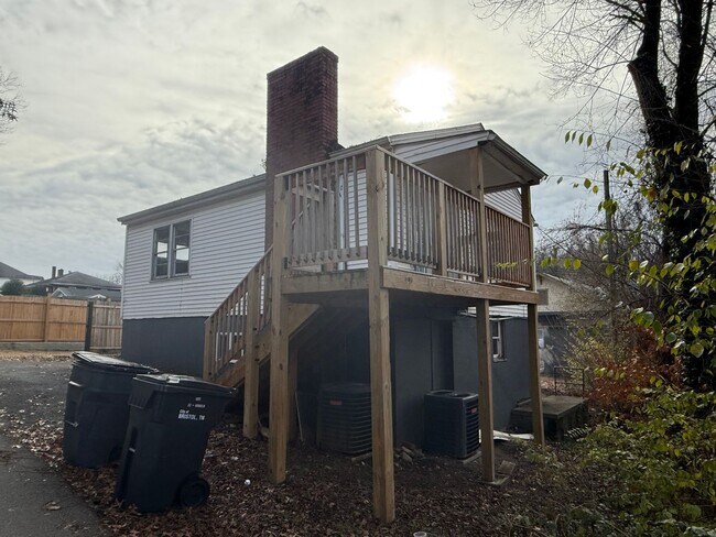 Photo - 221 Taylor St Unit 221 1/2 B