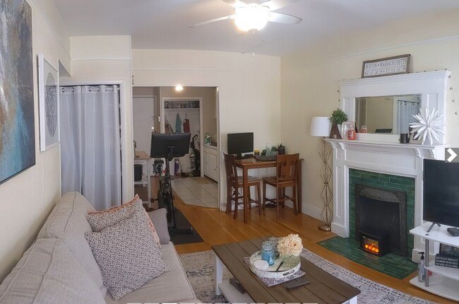 1404 Commonwealth Ave