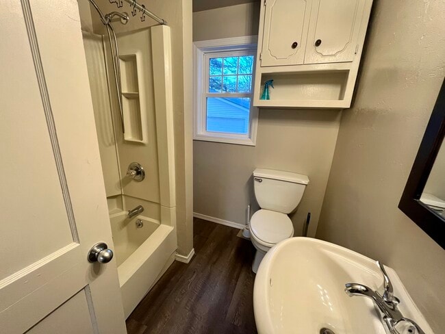 Photo - 13496 Velp Ave Unit Apartment A lower