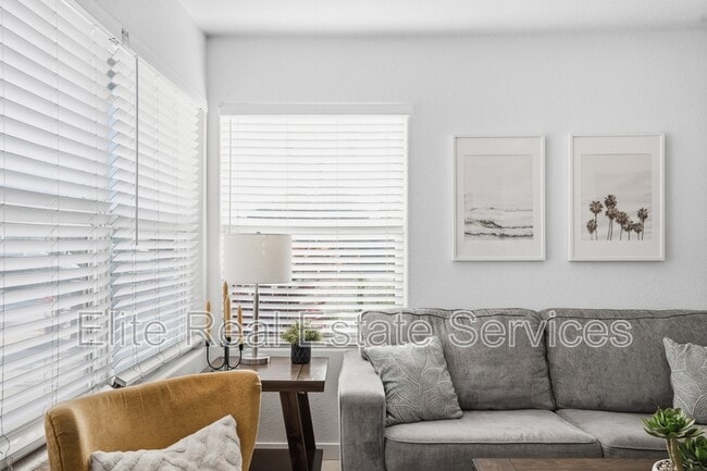 Photo - 2606 Juan St