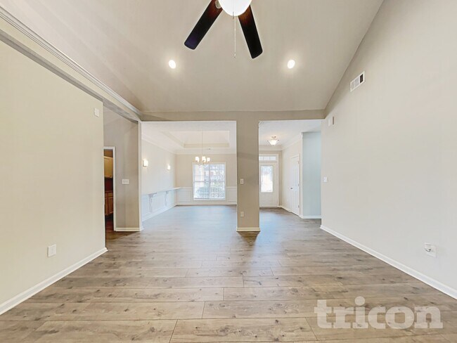 Photo - 295 Wisteria Blvd