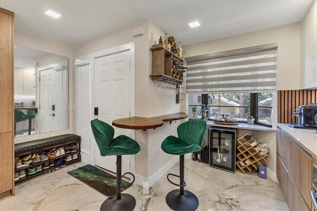 Photo - 5611 Summerside Ln Unit 46B