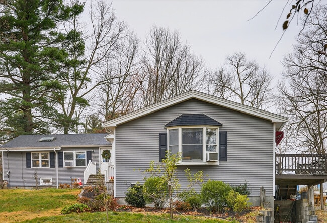 Photo - 80 Algonquin Dr