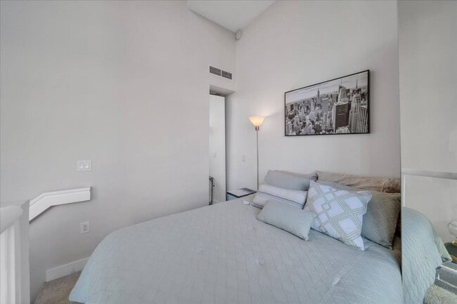 Photo - 700 W E St Unit SI FL4-ID1559826P