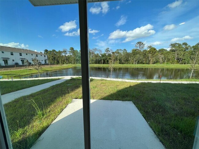 Photo - 7489 Stone Crk Trl