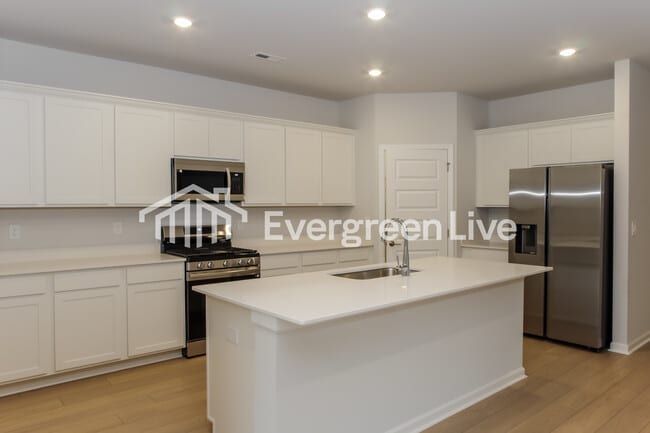 Photo - 230 Exeter St