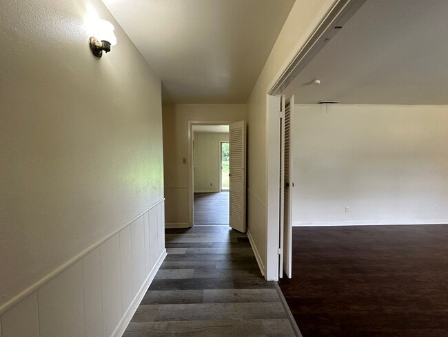 Photo - Beautiful 3 Bed 2 Bath in the Heart of Tyler!