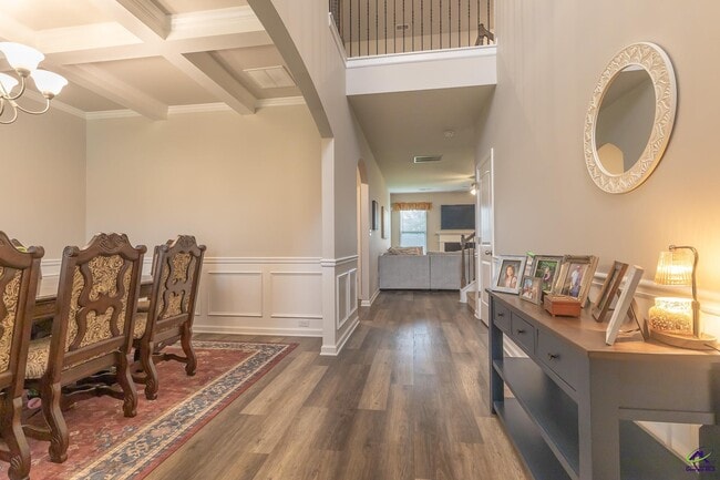 Photo - 202 Warhawk Dr