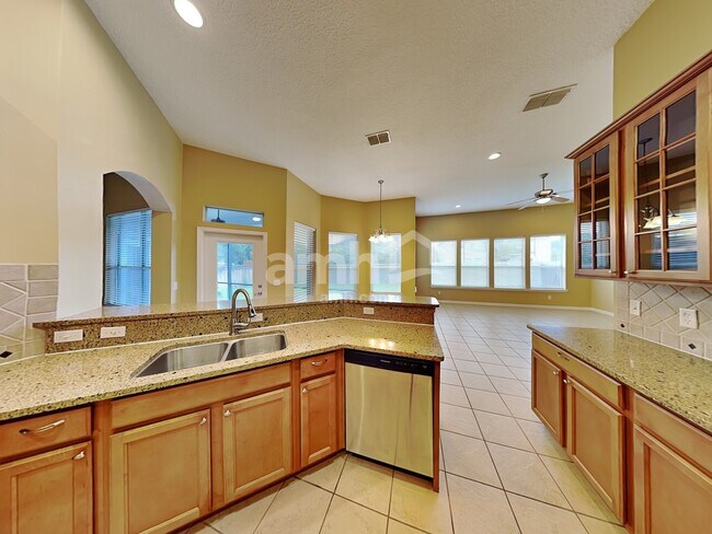 Photo - 921 Indian River Rd