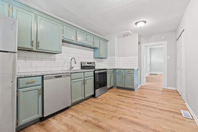 Photo - 316 W Park St