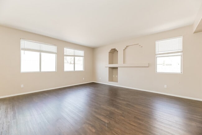 Photo - 533 Ancient Mayan Dr