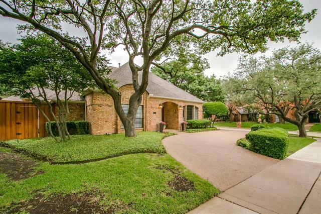 1325 Shamrock Ln