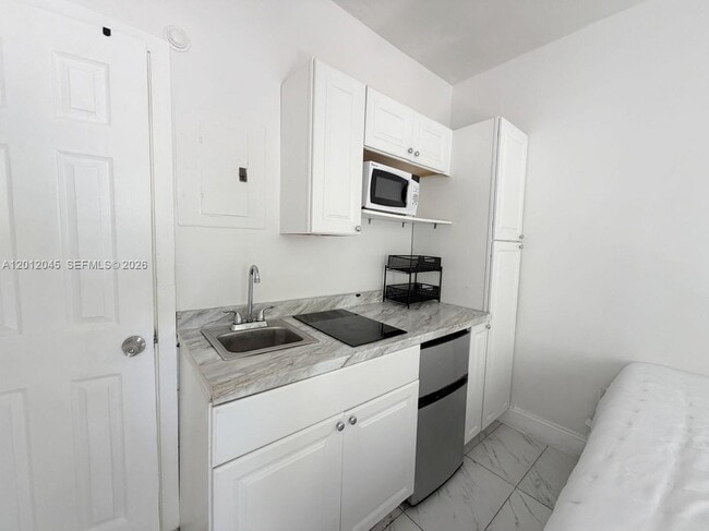 Photo - 1455 Michigan Ave Unit 6