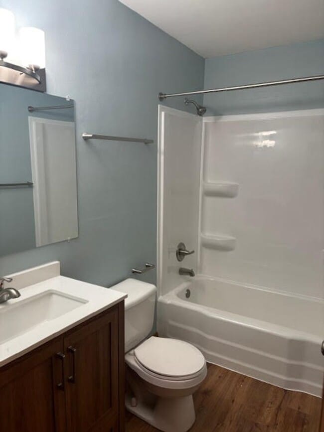 Photo - 3 Bedroom 1 Bath Home in St. Joseph!