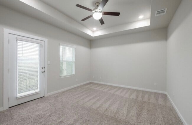 Photo - 21531 Sir Walter Ln