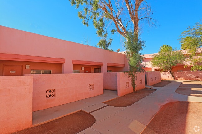 Sahuaro Apartments