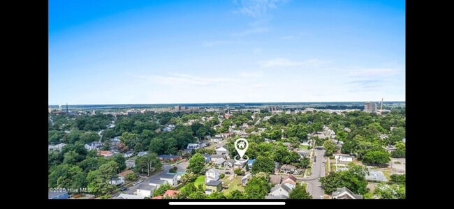 Photo - 609 N 10th St