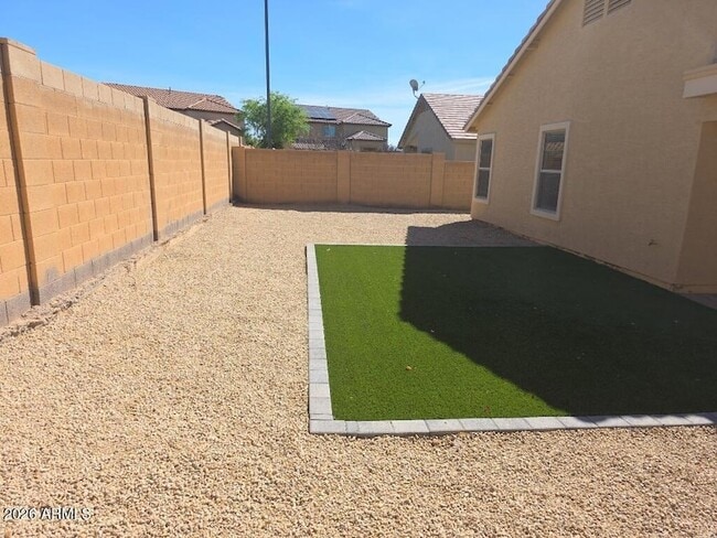 Photo - 3334 E Woodside Way