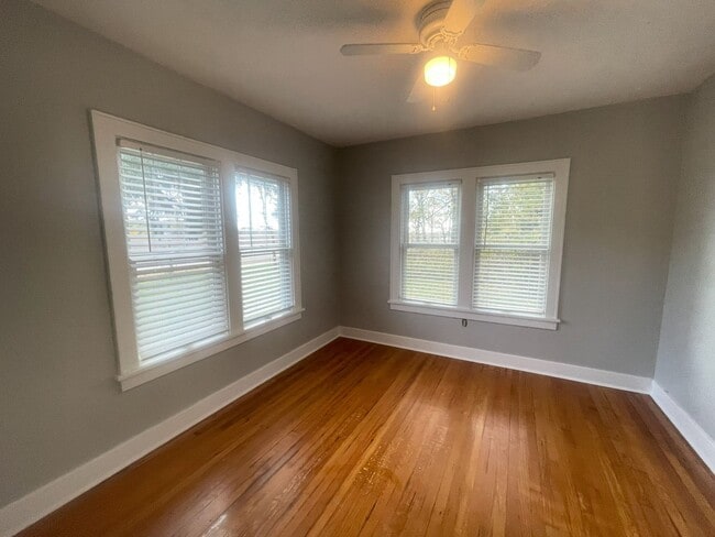 Photo - Charming 3-Bedroom, 2-Bathroom Williams Bay Home with Spacious Attic