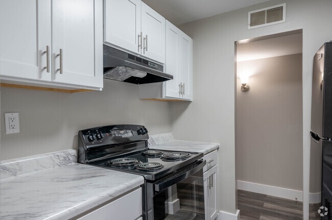 Kitchen. 1-Bed, 1-Bath, 650 Square Feet Unit