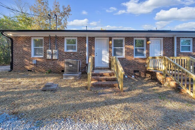 Building Photo - 510 E Branch St