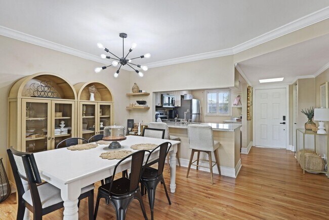 Photo - 2700 Fiore Way Unidad 2020