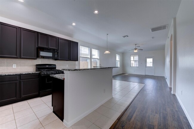 Photo - 12822 Pine Meadows St