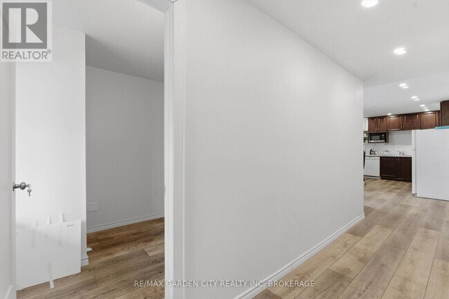 Photo - 25 Pelham Rd Unité Upper