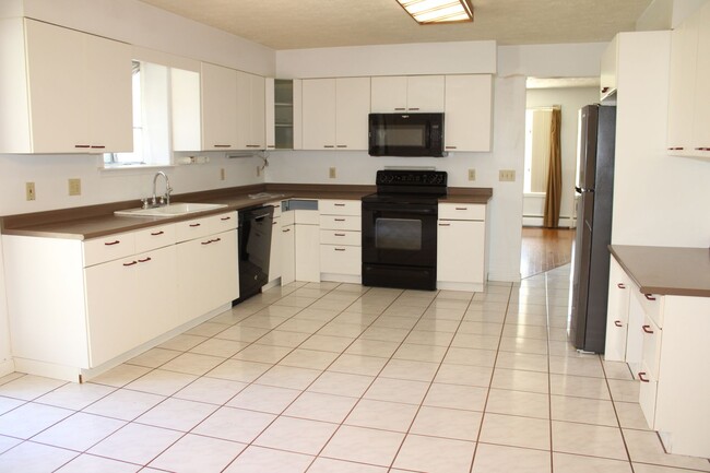 Photo - 2485 Joppa Rd