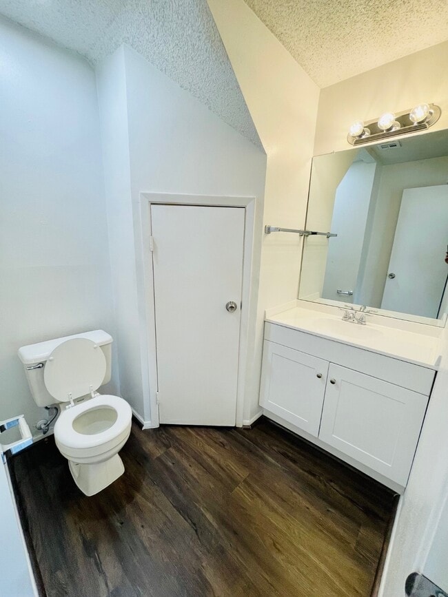 Photo - 2710 Grants Lake Blvd Unit A1