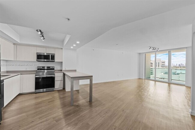 Photo - 1500 Bay Rd Condo Unit M-0823