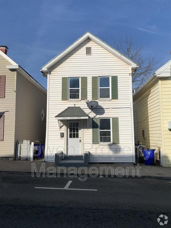 Building Photo - 217 Alexander St Rental