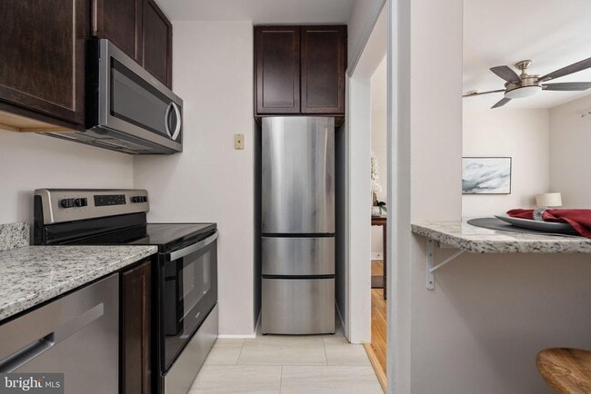 Photo - 620 Kenmore Ave Unidad 1