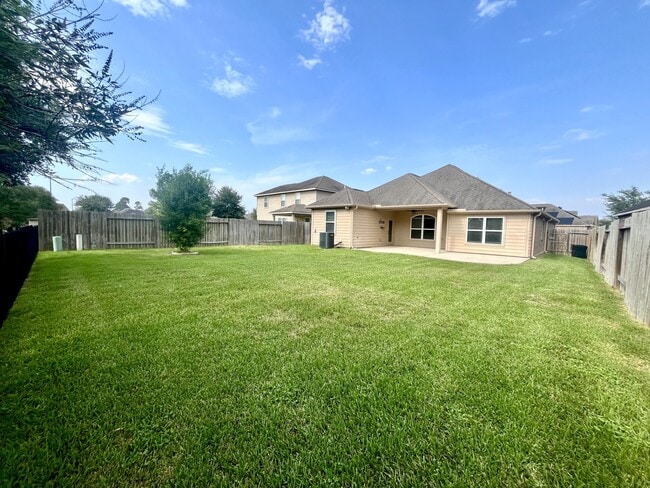 Building Photo - 20559 Iron Seat Dr