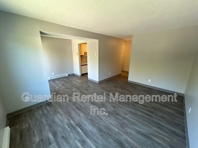 Building Photo - 117 Centennial Dr Unit Apartment 5